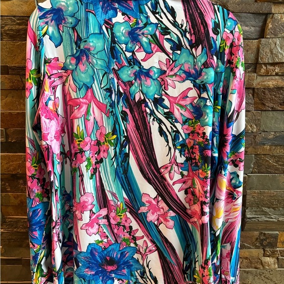 BCBG MAXAZARIA Vibrant Floral Long Sleeve Shirt LG - Picture 7 of 9